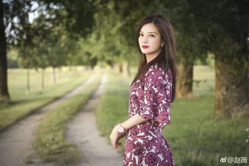 李小冉最新爆料谢娜照片,照片引发网友热议